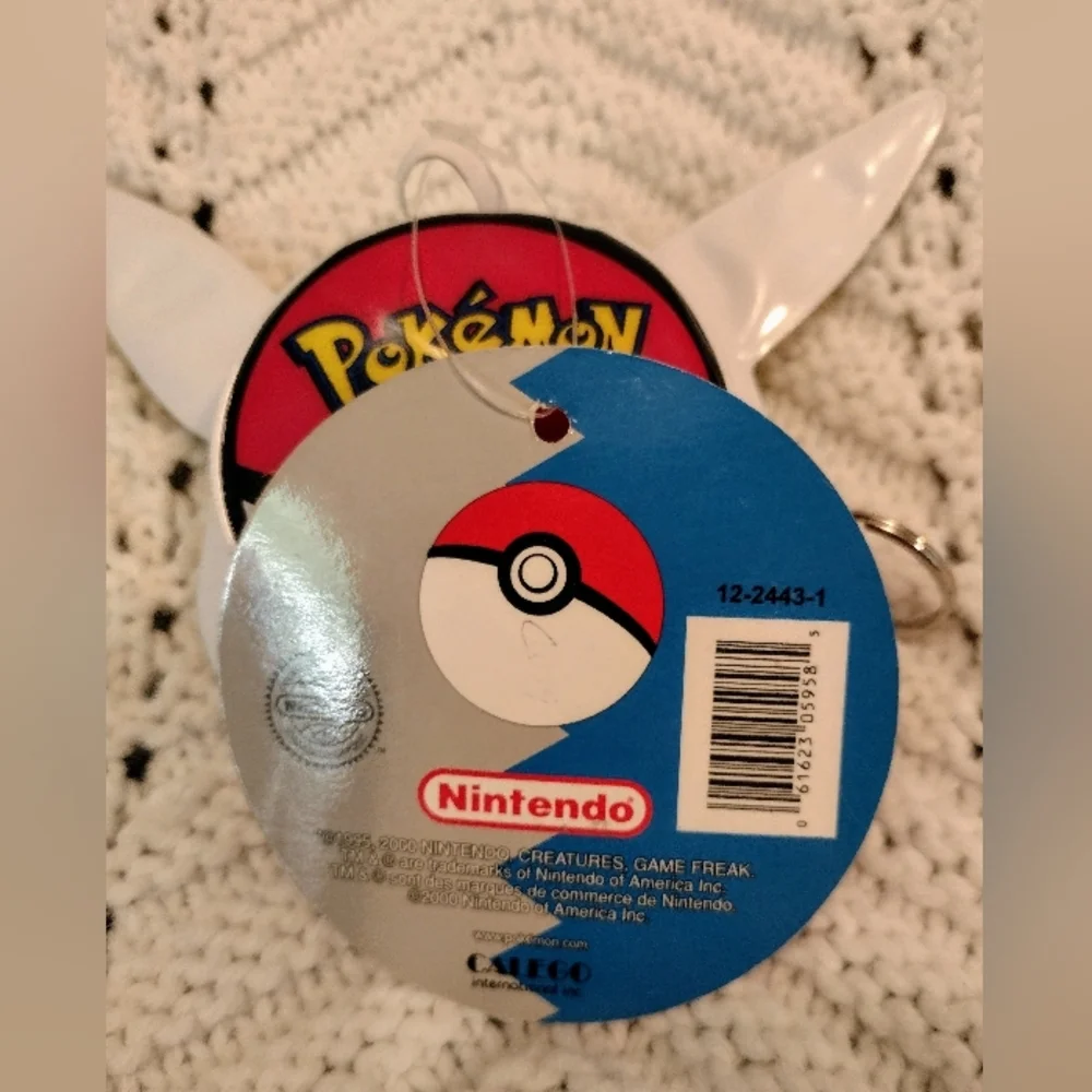 Pokemon Pikachu Coin Purse Pokeball Mini Vinyl Zip Pouch Nintendo Vintage Y2K - Picture 5 of 8